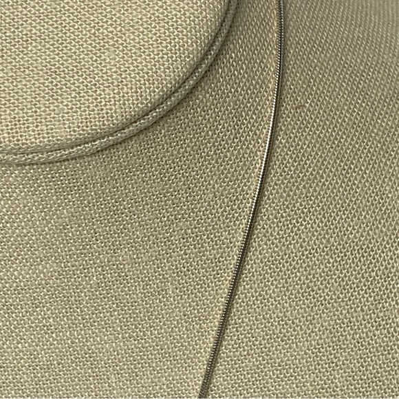 Monet Silver Tone Necklace Gray And Silver Disks EUC Mint Cond 16” - 19” Circles - Picture 14 of 14